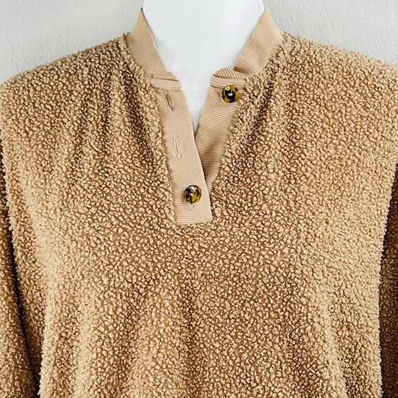 Donni Camel Tan Sherpa Long Sleeve Henley Oversized Pullover Sweatshirt SM/MD - Picture 6 of 14